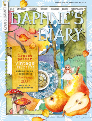 Daphne's Diary 07-2021 English