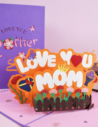 Daphne's Diary 3D Pop up greeting card 'Love you Mom'