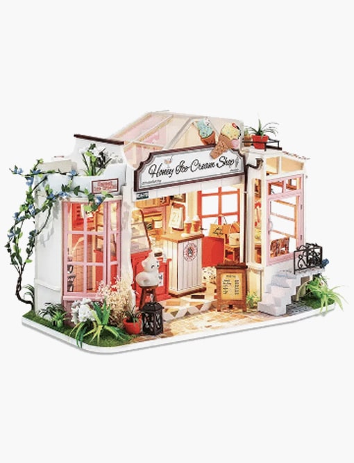 Daphne's Diary DIY miniature house Honey Icecream Shop