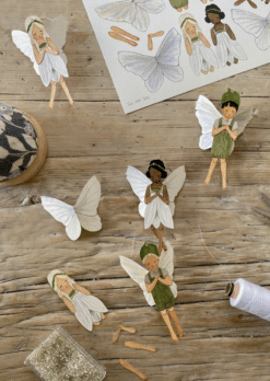 Paper Decoration 'Snowdrop Children'