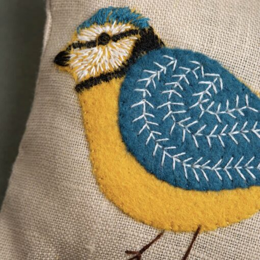 Kit de Broderie avec Lin et Sachets de Lavande - Spring Garden – Image 2